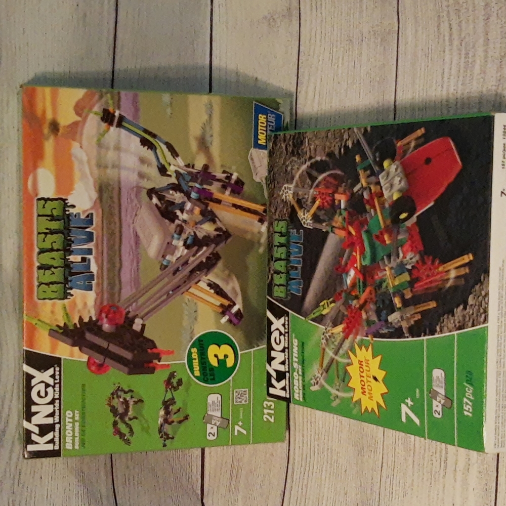 K'NEX BEASTS ALIVE Robo-Sting & Bronto Motorized Brick Build Sets  KNEX COMPLETE